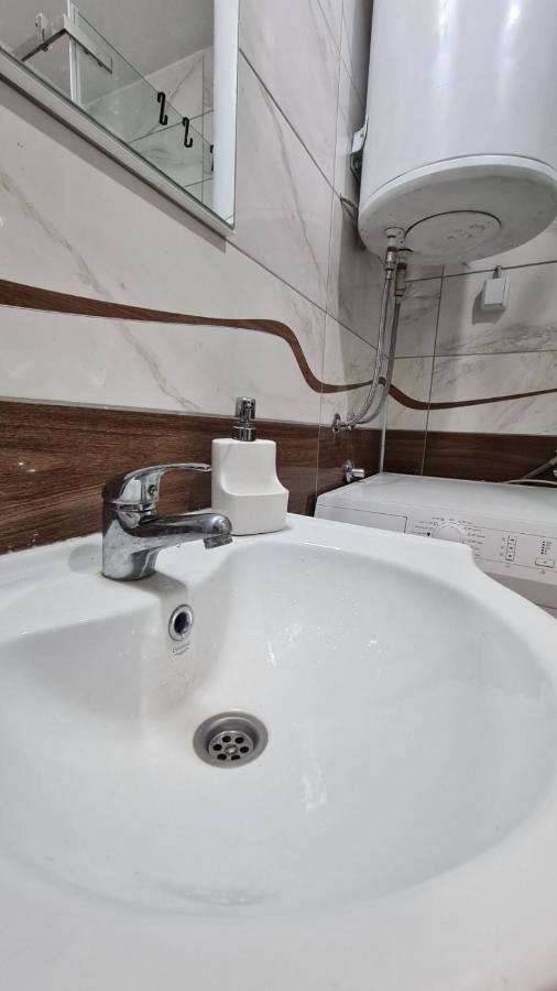 Kingston Apartment Pirot Exterior foto